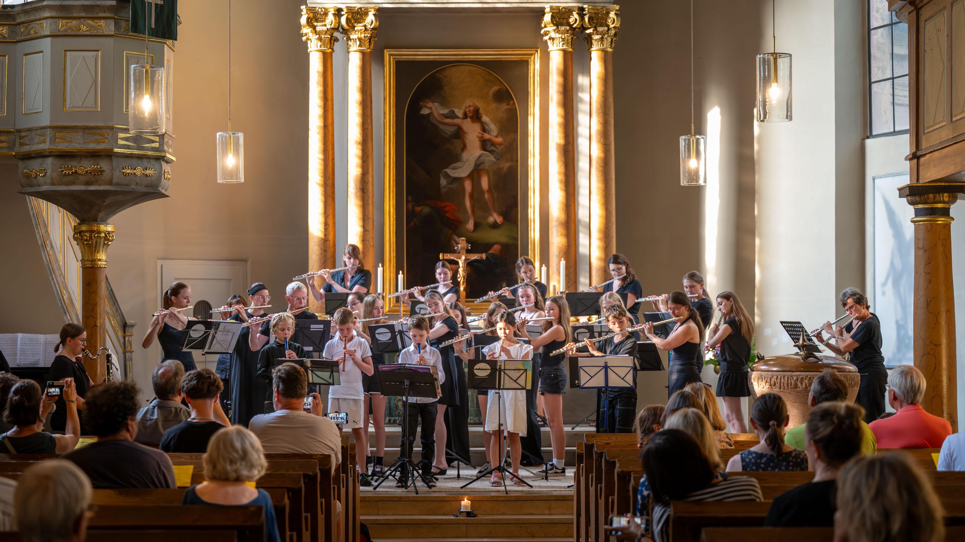 Maria bei den AbendKunstKlängen in der Fürther Auferstehungskirche 2025