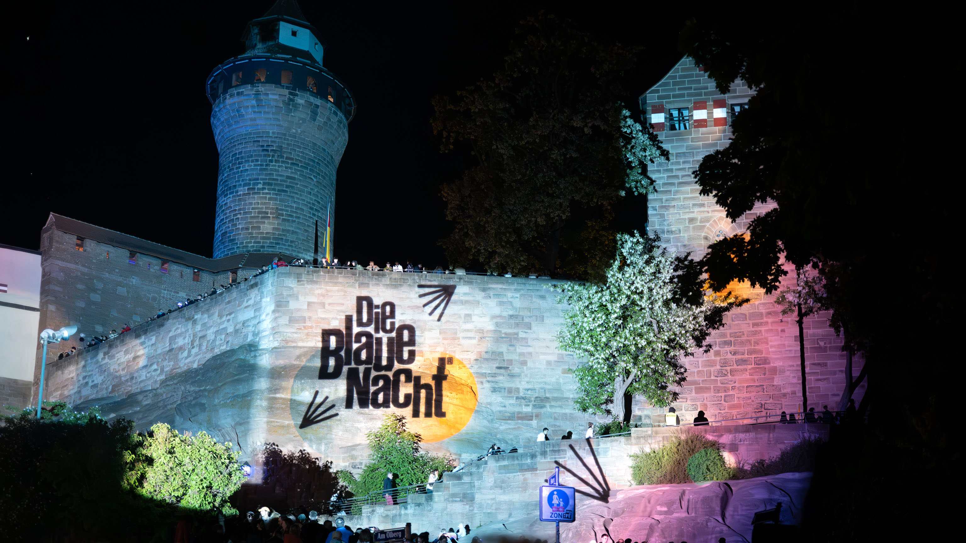 Illumination "Die Blaue Nacht" an der Kaiserburg