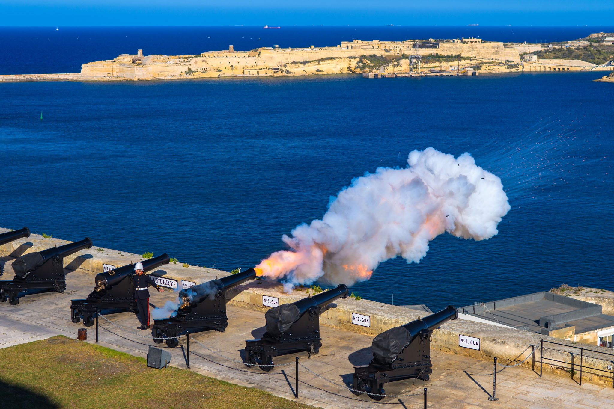Saluting Battery