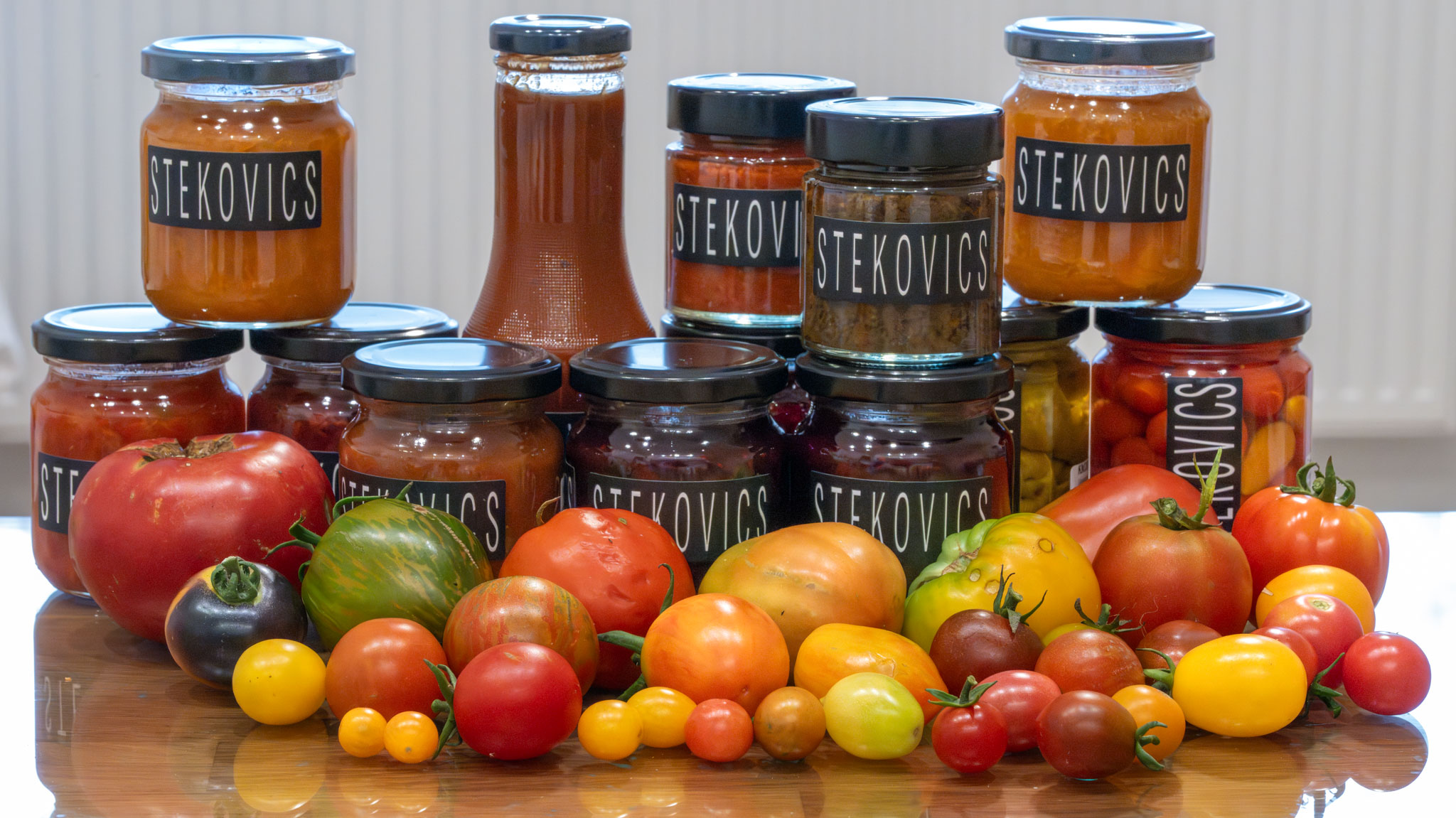 Tomaten und Tomatenprodukte, die wir von der Führung mitgebracht haben